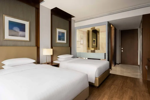 غرفة قياسية بسريرين منفصلين، Courtyard By Marriott Seoul Times Square 3/6