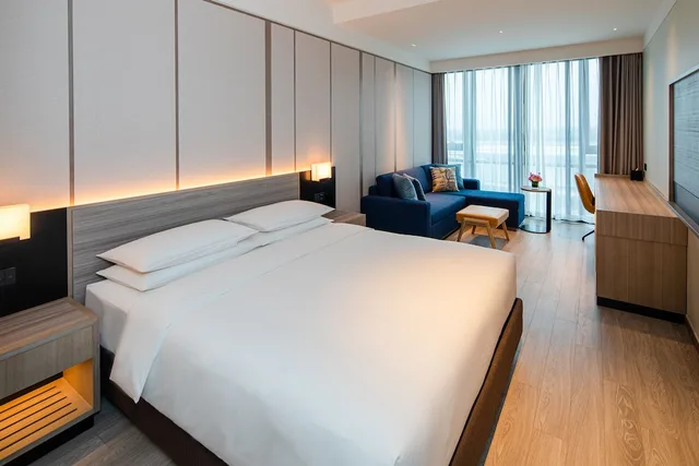 Room, King Bed, Airport View, Sofa، Hyatt Place Hangzhou International Airport 1/2