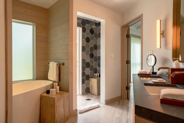 Tree House, Suite، Rosewood Little Dix Bay 2/2