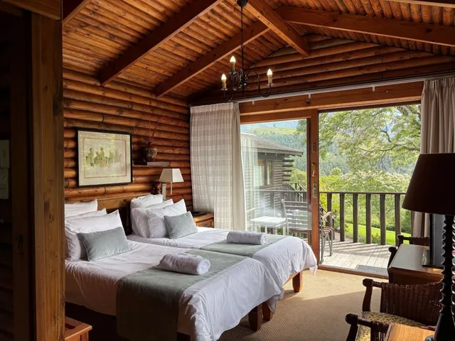 Swiss Village, Cabin, Queen Bed، Eight Bells Mountain Inn 2/4