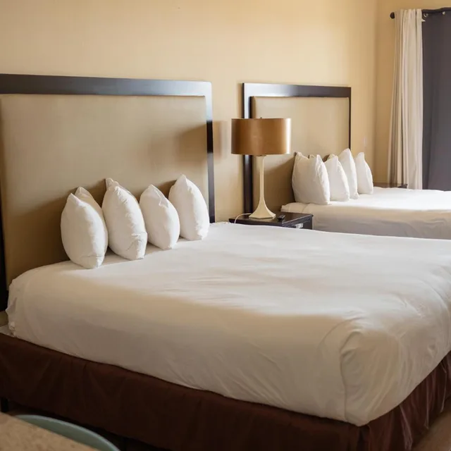 غرفة بسرير مزدوج لذوي الإعاقة، Key West Resort on Lake Dora 4/5