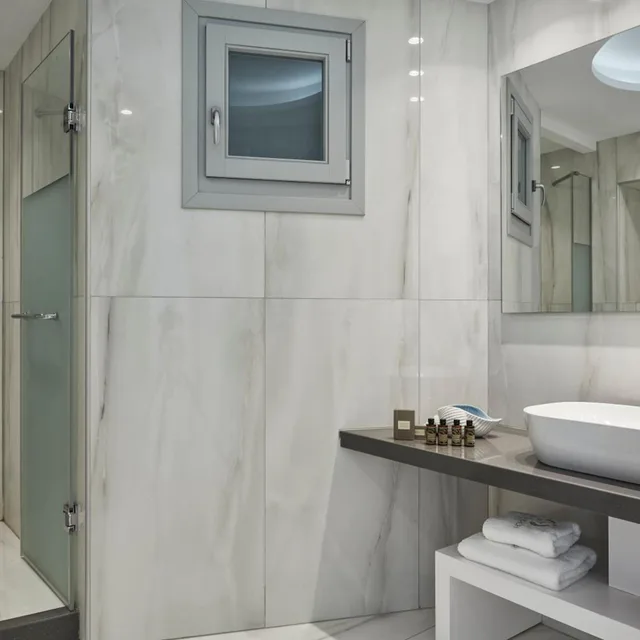 Panorama, Suite, Outdoor Jetted Tub، Grand Beach 9/9
