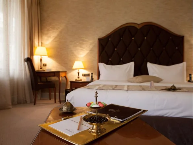 Business, Single, Sapphire Inn Hotel 2/3