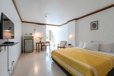 Premiere Deluxe Double، Collection O Howard Square Boutique Hotel 1/1