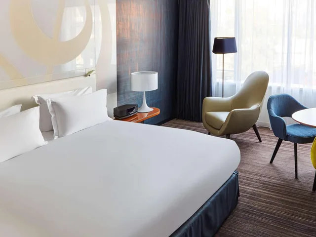 غرفة بسرير كينج في طابق مرتفع، Sofitel Luxembourg Europe 6/10