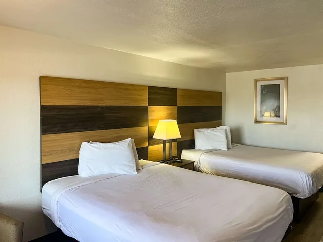 غرفة ديلوكس بسريرين كوين للمدخنين، Motel6 Cross Lanes, WV–Goff Mountain Rd 1/10