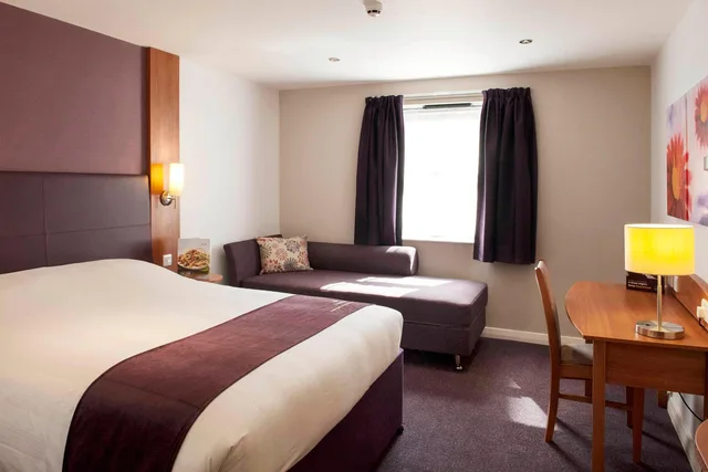 غرفة مفردة بسرير مزدوج، Premier Inn London Croydon Town Centre 2/2