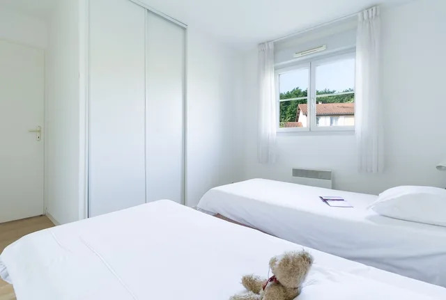شقة بسريرين منفصلين بغرفتي نوم مع أريكة، Garden City Lyon Lissieu 2/5