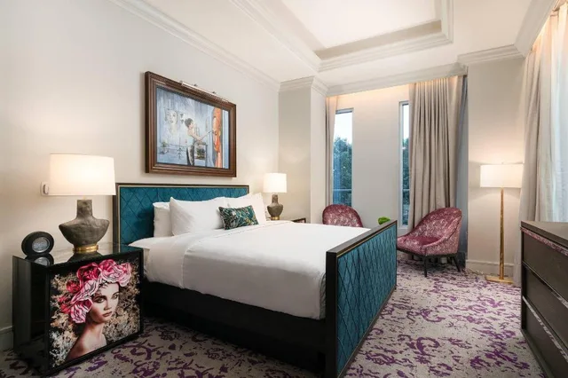 2 Bedrooms, Vice President, Suite, King Bed, 2 King Beds, Sofa، Grand Bohemian Hotel Charlotte Autograph Collection 1/6
