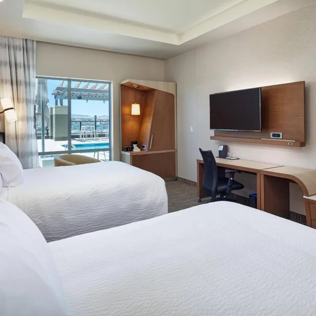 Room, 2 Queen Beds, Stadium View، Hotel Courtyard By Marriott el Paso Downtown Convention Center 1/5