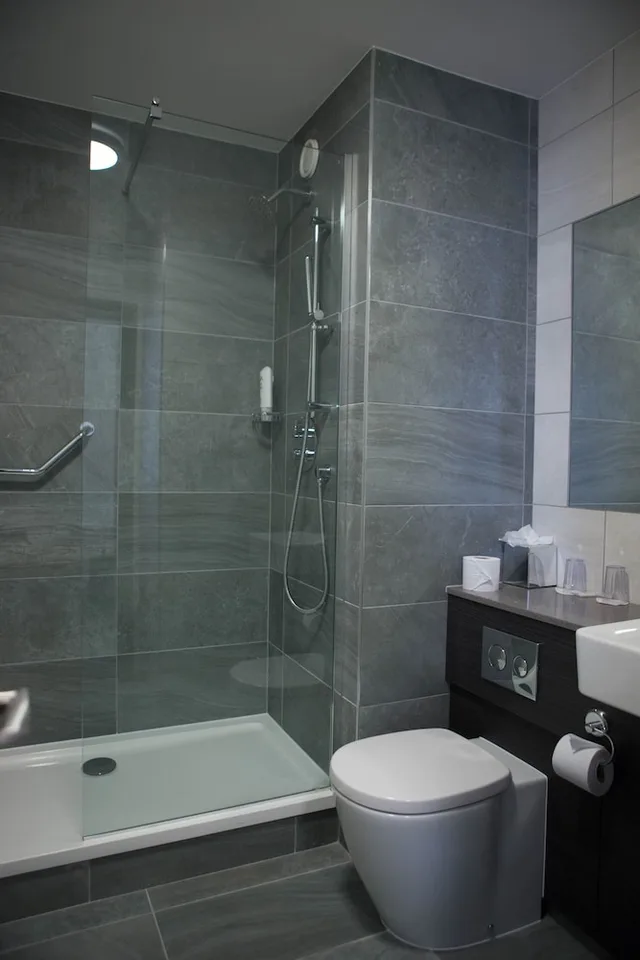 Deluxe, Double Bed, Maldron Hotel Sandy Road Galway (ex. Pillo Hotel Galway) 2/4