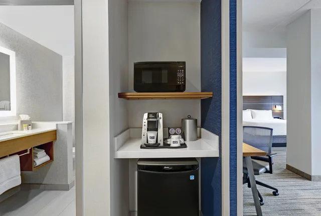 جناح بسرير كينج، Holiday Inn Express And Suites Collingwood 3/3