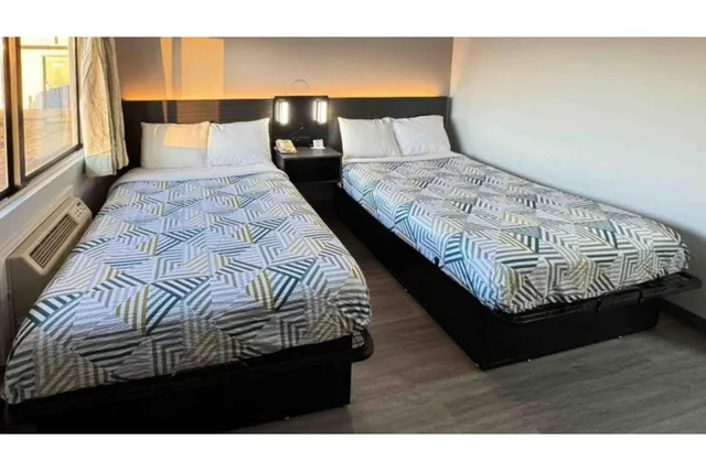 غرفة رباعية، Motel6 Janesville, WI 3/9