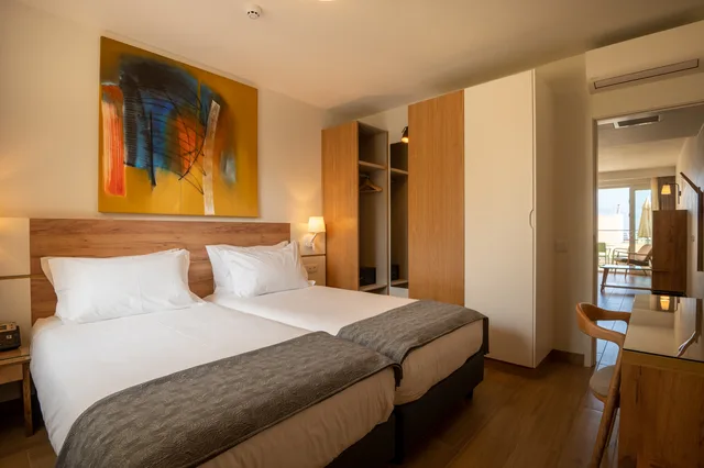 جناح بشرفة، Aparthotel Vila Luz 2/5