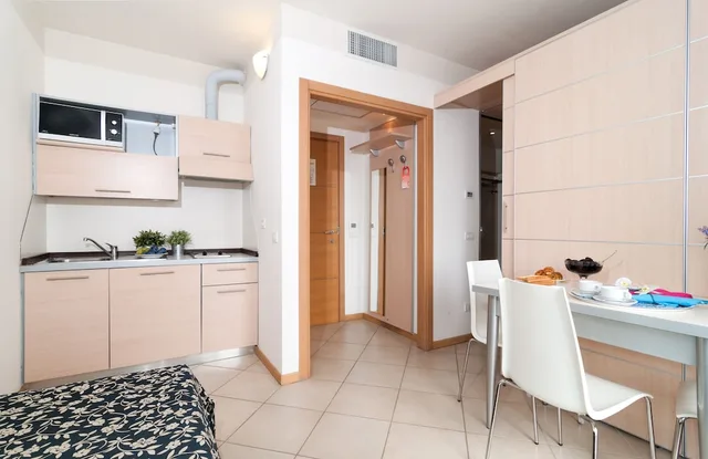 جناح جونيور بسرير مزدوج، Hotel Residence T2 Rimini 4/6