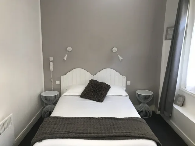 غرفة بسرير مزدوج، Hôtel De La Paix 4/6