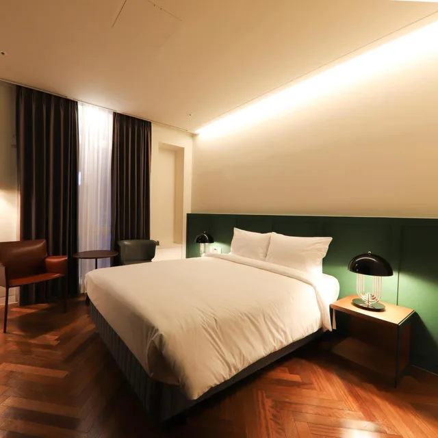 جناح بسرير كوين، Le Seoul Hotel 1/6