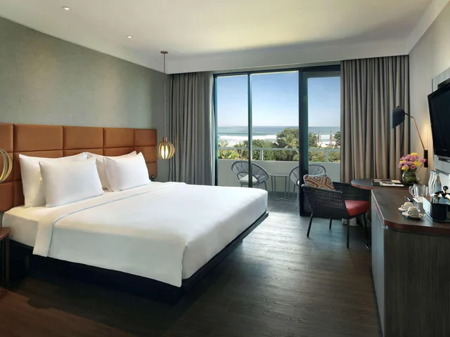 غرفة بريميوم ديلوكس بسرير كينج، Pullman Bali Legian Beach 1/4
