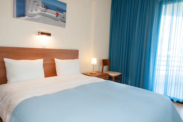 شقة بسرير كوين وسريرين منفصلين بغرفتي نوم، Lido Hotel 1/4