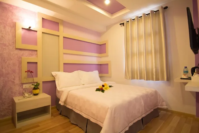غرفة ديلوكس بسرير مزدوج، Sunshine Inn Plus 3/5