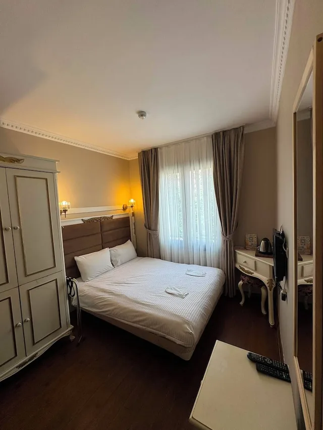 غرفة مفردة، Sphendon Hotel 8/14
