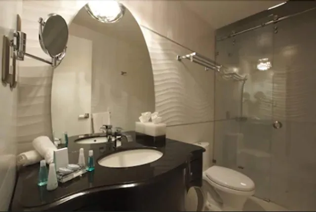 Victoria, Master, Suite, King Bed، Hotel Boutique 1850 3/3