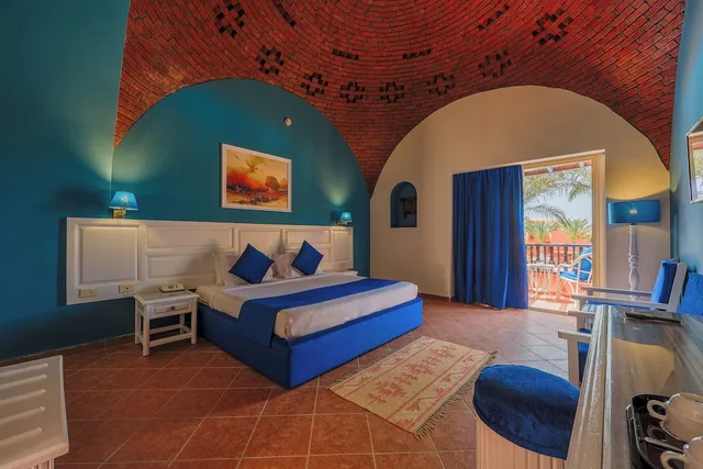 غرفة قياسية بسرير مزدوج بإطلالة على المسبح بغرفة نوم واحدة، Dream Lagoon Beach Resort Marsa Alam 3/9