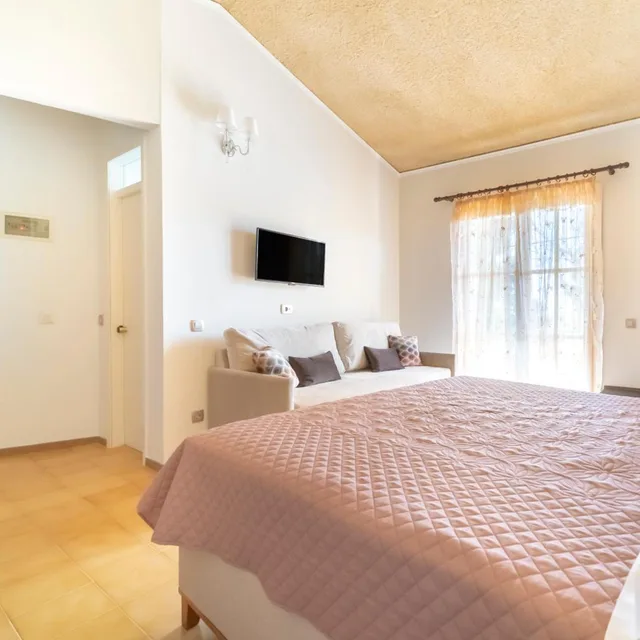 جناح جونيور بإطلالة على البحر، Hotel Agia Markella 6/10