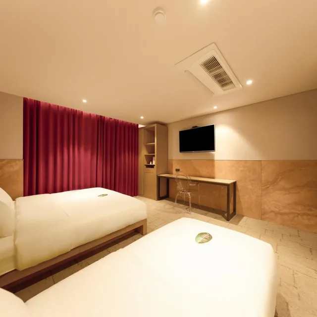 غرفة سوبيريور ثلاثية، Capace Hotel 6/10