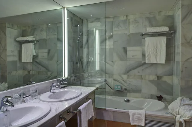 غرفة قياسية بسرير مزدوج، Parador de Sos del Rey Catolico 9/10