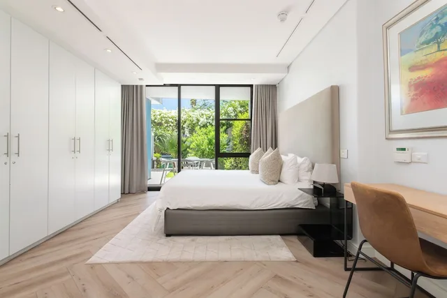 غرفة بريميير بسرير كينج بـ3 غرف نوم بمسبح خاص، Mountain Marina Luxury Apartments 6/10