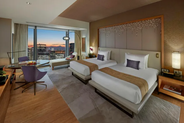 Grand, Mandarin, Twin Beds، Mandarin Oriental Tokyo 1/2