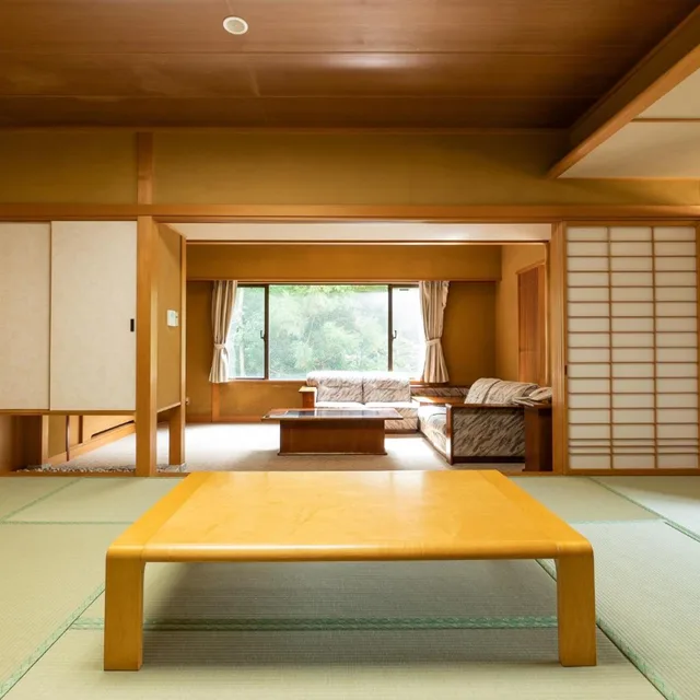 جناح داخلي ياباني غربي بحوض استحمام، Oedo Onsen Monogatari Naruko Onsen Kouunkaku 2/4