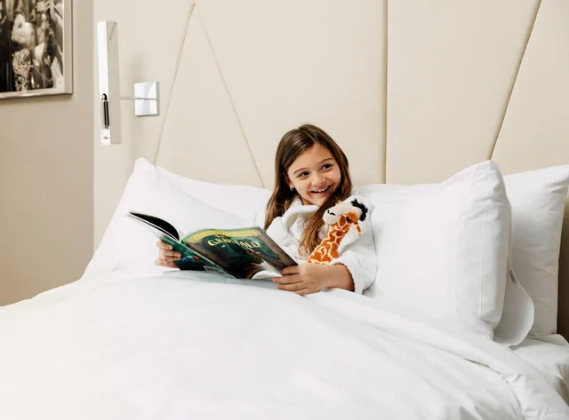 King Bed, 2 Queen Beds, ette luxury hotel & spa - Near Disney Theme Parks 3/7