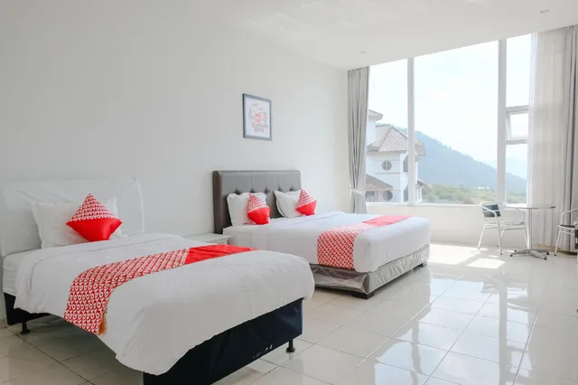 جناح ثلاثي، Hotel O Batu near Jatim Park formerly Villa Bukit Panderman Residence 1/2