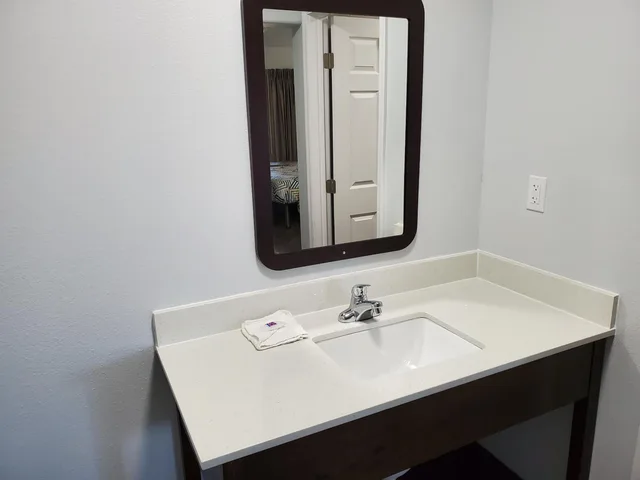 غرفة ديلوكس بسرير كوين، Motel6 Show Low, AZ 9/9