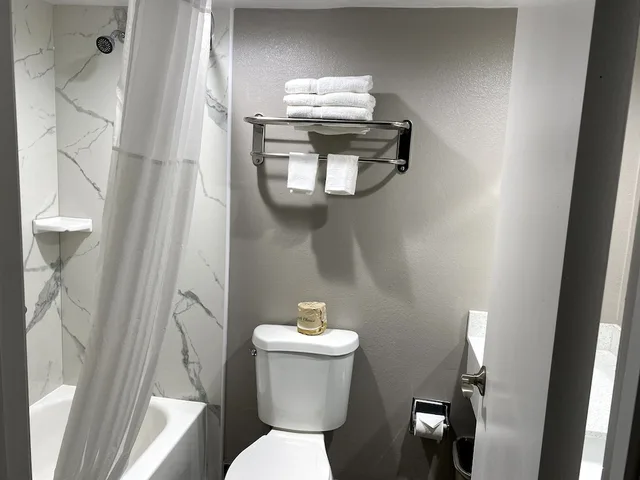 غرفة ديلوكس بسرير كينج، Motel6 Bullhead City, AZ 7/8