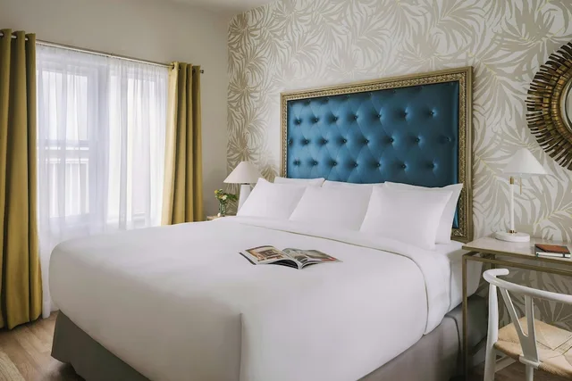 غرفة سوبيريور بسرير كينج، Hotel Beverly Terrace 1/2