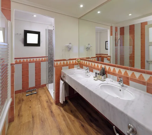 جناح جونيور بسرير كينج، H10 Costa Adeje Palace 10/10