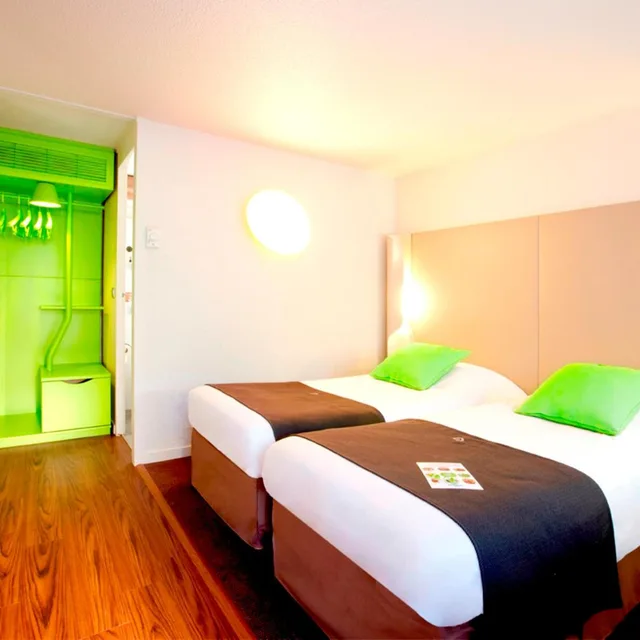 غرفة سوبيريور بسريرين منفصلين، Campanile Rennes Cleunay 6/8