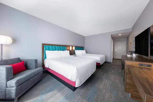 غرفة بسريرين كوين، Hampton Inn Columbus Downtown 2/5