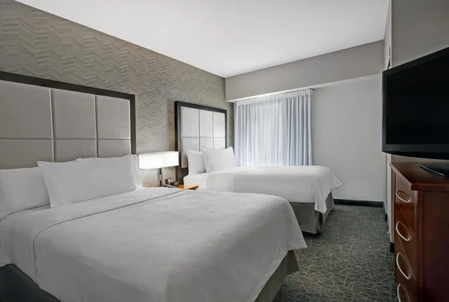 جناح بسريرين مزدوجين وسرير كينج بغرفتي نوم مع أريكة، Homewood Suites By Hilton Chicago Lincolnshire 3/9