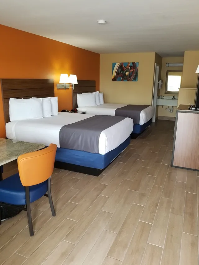غرفة قياسية بسريرين كوين، Captain Apos S Quarters Inn 1/7