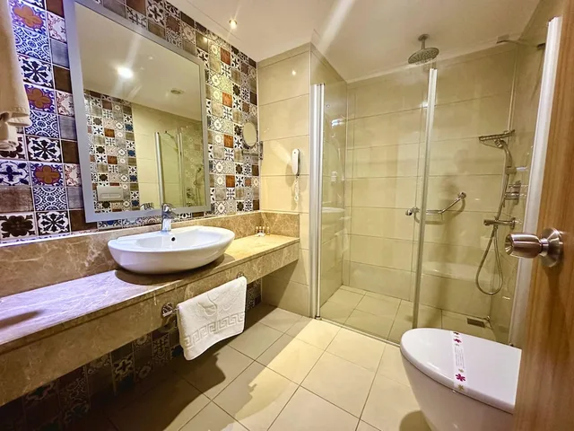جناح عائلي بثلاثة أسرّة مع أريكة، Blue Wave Suite Hotel - All Inclusive 10/10