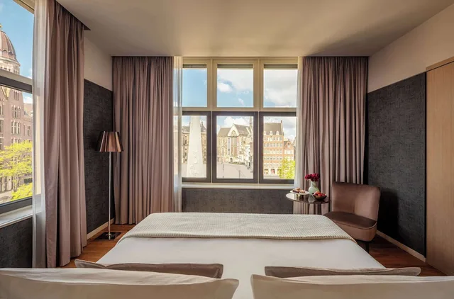 Premium, Twin Beds, Dam View, Anantara Grand Hotel Krasnapolsky Amsterdam 2/3