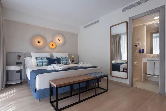 غرفة بريميوم بسريرين منفصلين بشرفة، Hotel Lima - Adults Recommended 8/10