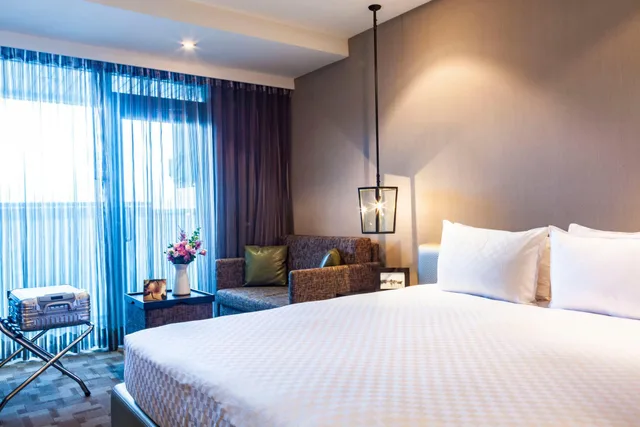 غرفة جونيور بسرير كينج، Pacific Business Hotel 1/1