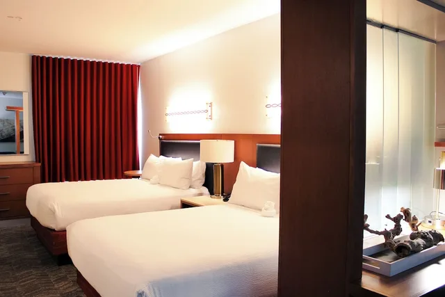 جناح بسرير كينج مع سرير سحّاب إضافي لذوي الإعاقة، Springhill Suites By Marriott Denver Anschutz Medical Campus 4/8