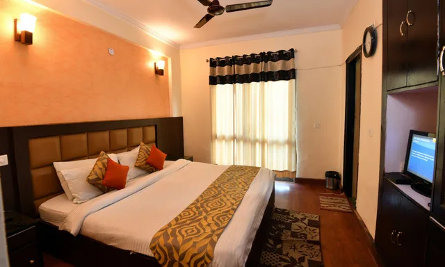 1 Bedroom, Executive, Suite, Double Bed, Dynasty Resort, Khurpatal 2/7