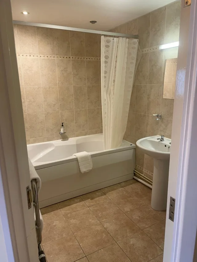 Suite, Hotel 1843 Reading 2/3